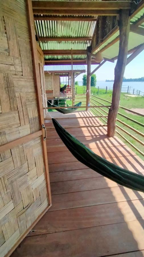 Vera Sunset Homestay Local Experience With Lao Family Muang Không Exteriér fotografie