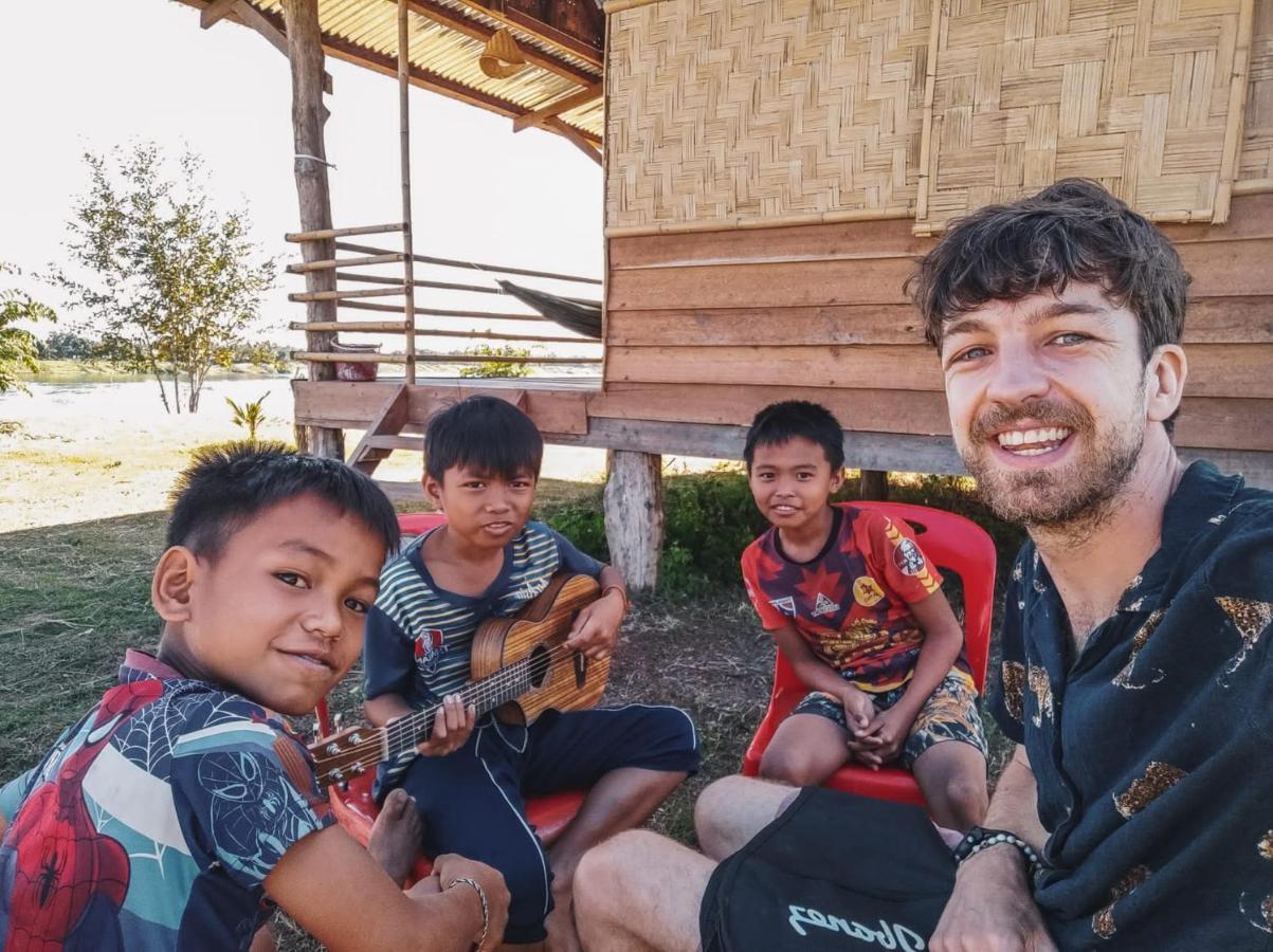 Vera Sunset Homestay Local Experience With Lao Family Muang Không Exteriér fotografie